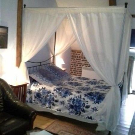 Bed and Breakfast Au Mesnil Le Bas Bray Bures-en-Bray Экстерьер фото